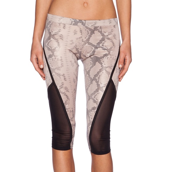 NWT SOLOW Snake Print leggings with mesh - Picture 1 of 4